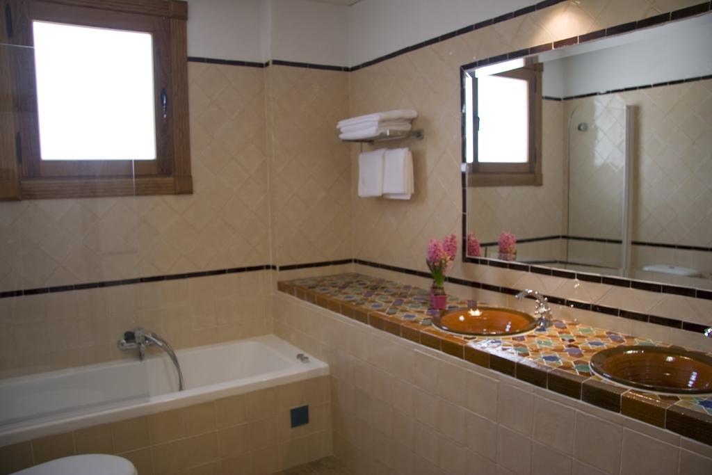 Estrella De Las Nieves Pampaneira Room photo