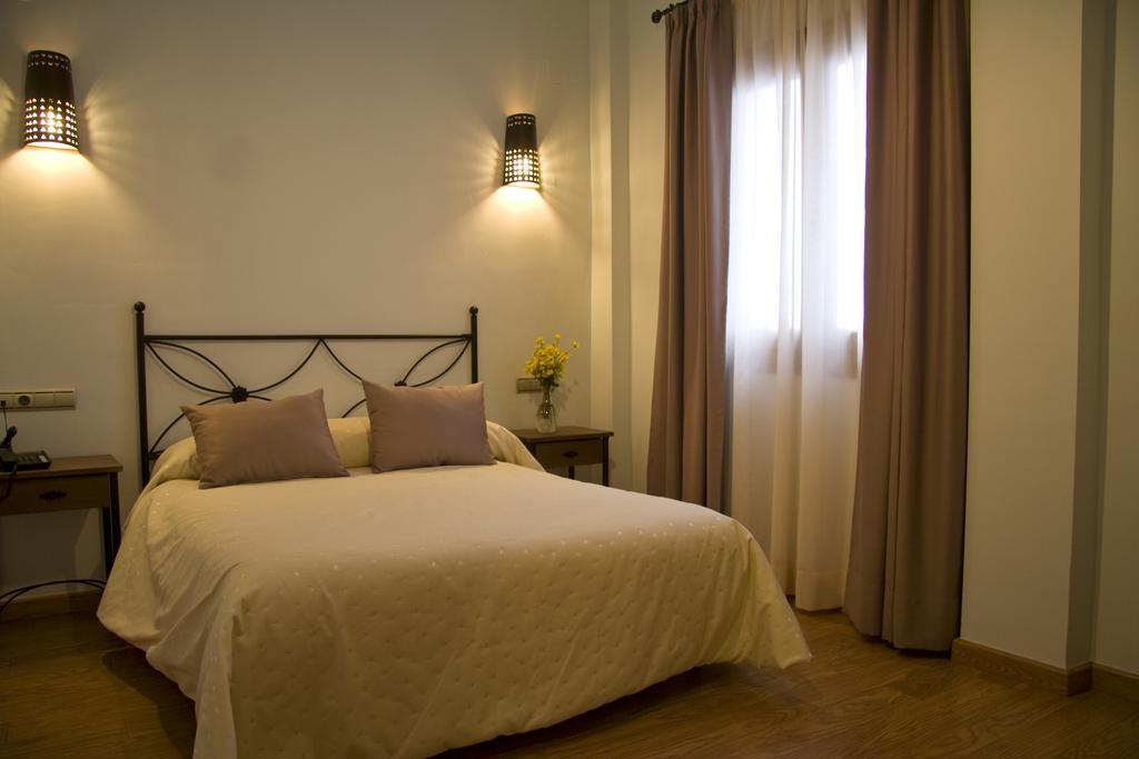 Estrella De Las Nieves Pampaneira Room photo
